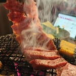 神戸ビーフ焼肉 お加虎 - 