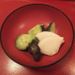 鳥つね自然洞 - お新香