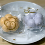 Patisserie De bonne augure - もなかマシュマロ（オレンジ、カシス）（各300円）