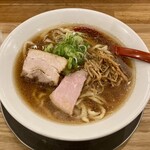麺や 七彩 - 喜多方らーめん 醤油