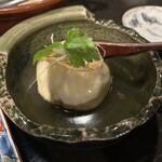 酒と肴 座くろ - 里芋と蓮根のチーズ饅頭