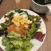ビストロガブリ - サラダバーとスープバー