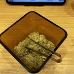 資さんうどん - とろろ昆布のサービスは嬉しい