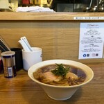 麺屋 でこぼこ - 料理写真: