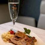 アークラウンジ 新宿西口駅前店 - 