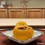 御料理 寺沢 - 柚子釜の中に白子豆富に生海胆