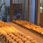 珈琲とパン ふたつ - 