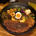 SPICY CURRY 魯珈 - 