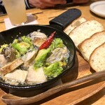 farm to kitchen あるこ - 牡蠣と季節野菜のアヒージョ❤︎