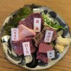 大衆酒場百萬馬力 - 名物馬刺し盛り合わせ