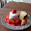 256nicom - 苺皿（いちごプリンとチーズケーキ）（2750円）
