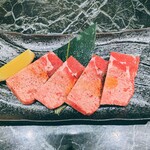 焼肉 百福食堂 - 厚切牛タン　税込み1100円