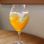 SOMETHING'S COFFEEHOUSE - Kombucha（700円）