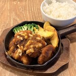 ハラミとタン厚切りステーキの店 肉バルガブット 吹田店 - 