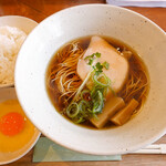 中華そば 大虎 - 料理写真:朝限定・醤油らーめんセット 880円（中華そば 大虎）