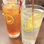 立ち飲み食堂 ウルトラスズキ - くさいレモンサワー＆辛いレモンサワー