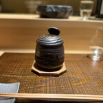 京橋 鮨 好日 - 梅肉と根芋茶碗蒸し