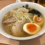 ひるがお - 塩らーめん贅沢盛り