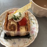 パティシエ・エイジ・ニッタ - 