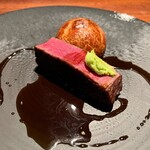 蒼 - 上田畜産特別長期肥育46ヶ月雌牛”特別な但馬玄”の炭火焼
      北海道より百合根”月光”