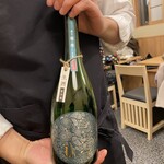八たん - 最近のスパークリング日本酒は美味しい銘柄が多いと思う
      
