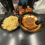 地獄の担担麺 天竜 厚木インター店 - 