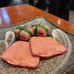 大阪焼肉 うしとみ - 