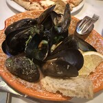 タランテッラ ダ ルイジ - 定番！タランテッラ風ミックスサラダ