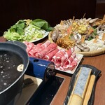  きのこ鍋＆きのこ料理専門店 何鮮菇 - 