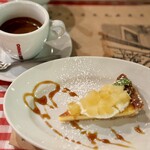 イル・パチョッコーネ・ディ・キャンティ - 洋梨のコンポートのタルト