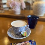 クルックス カフェオ ヨーロピアンリゾートカフェ - 