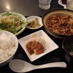 Kensantei - 麻婆豆腐定食