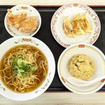 餃子の王将 - 料理写真:餃子の王将ランチ Aセット 790円 , 餃子(ジャストサイズ) 181円