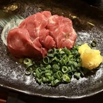 博多名物 もつ鍋 笑楽 - 