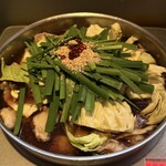 博多名物 もつ鍋 笑楽 - 