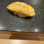 鮨 つむぎ - 甘海老の昆布締め