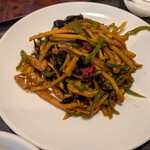 慶福居 - 豚肉細切り辛甘口炒め
