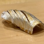 鮨 やすみつ - コハダ