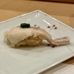 鮨 やすみつ - ノドクロ蒸し寿司