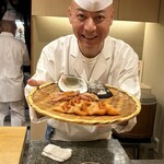 鮨 やすみつ - 赤貝茹であがり