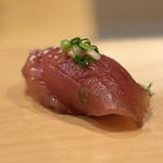 鮨 やすみつ - メジマグロ