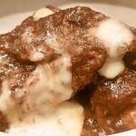 Eccomi - 豚肉の赤ワイン煮込み