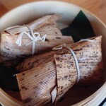 小田原 かまぼこ発祥の店 うろこき - ちまき