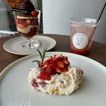 コーヒーとパフェのお店 Kurocafe - 