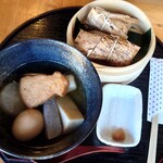 小田原 かまぼこ発祥の店 うろこき - おでんとちまきセット1400円