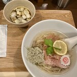 ライフイズビューティフル らぁ麺アンドカフェバー - 