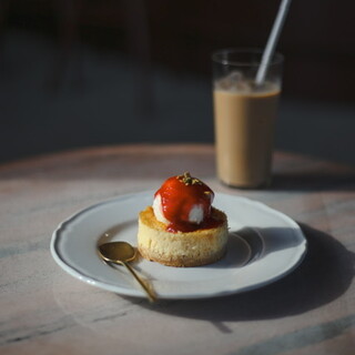 【カフェ】瀬戸内の柑橘を使ったドリンクと軽食を楽しむ