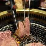 厚切り牛タン 焼肉一心たん助 - 