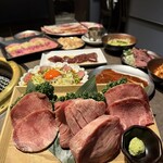 厚切り牛タン 焼肉一心たん助 上野御徒町アメ横店 - 