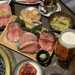 厚切り牛タン 焼肉一心たん助 上野御徒町アメ横店 - 肉祭り〜！食べ放題ってついつい頼みすぎちゃう！✨